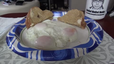 Eating Kroger Cage Free White Eggs Grade A, Dbn, MI, 1/29/26