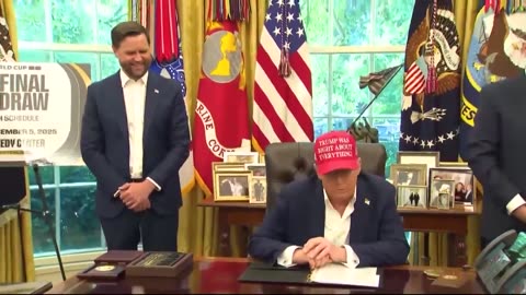 📌POTUS: Tariffs will reduce the deficit by $4 TRILLION over the next decade.