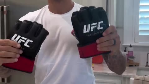 Max Holloway Sent Dustin Poirier His Gloves From Their Last Fight to Charity