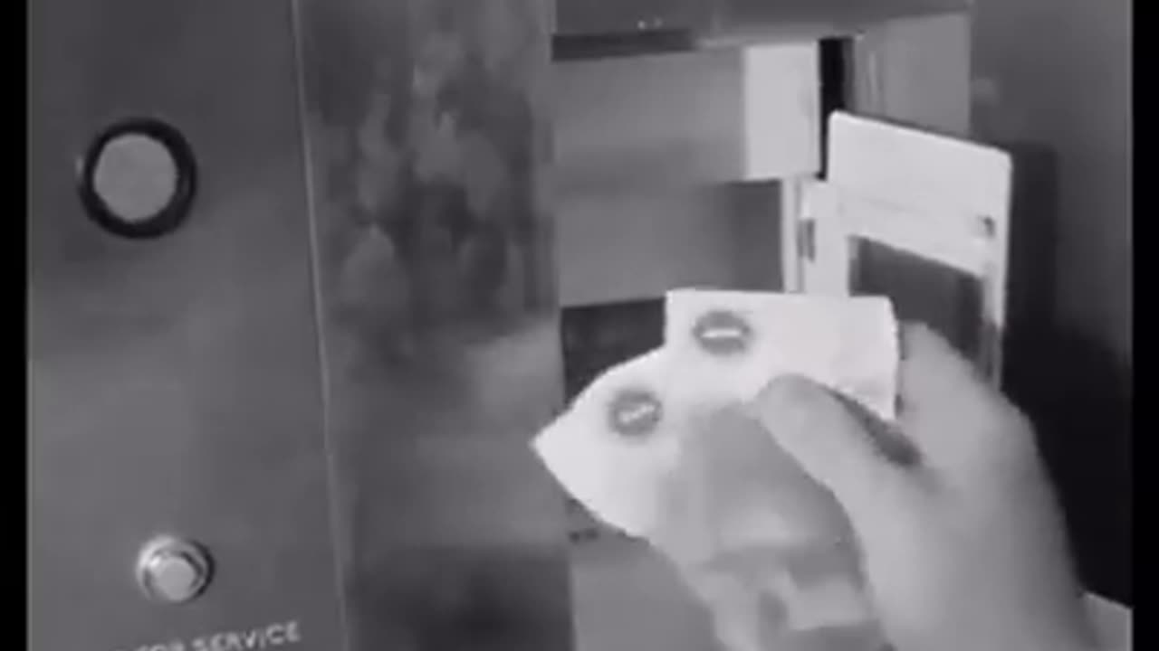 Retro Monday - What first ATM's looked like