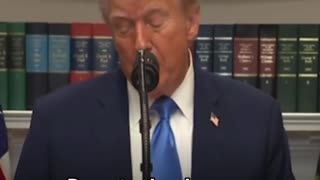 Trump dice haber encontrado la causa que detonaría el autismo
