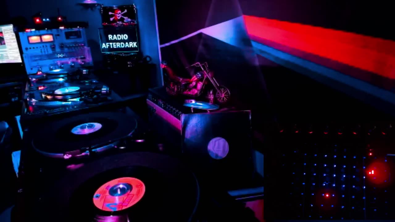RadioAfterDark