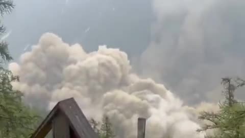 Massive Glacier Collapse in Blatten, Valais, Switzerland | May 28, 2025