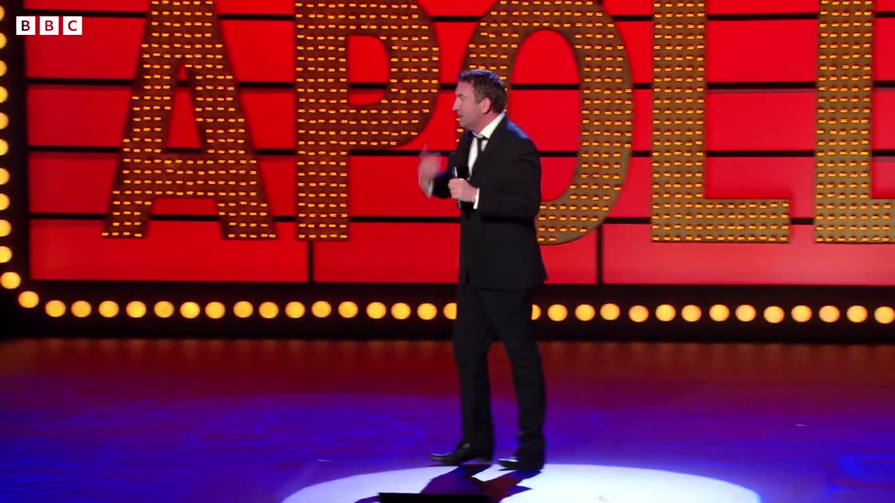 😂☎⃣ Don't Cold Call a Comedian! | FunFM