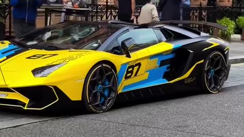 🏎️ #Ferrari #UAEDubai #KCars #Bugatti