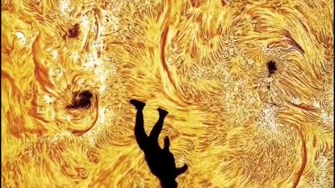 He Captured His Friend Crossing the Sun During a Skydive 😳🔥