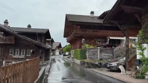 Switzerland’s Paradise： Rainy Day in Heavenly Beautiful Swiss Villages Countryside