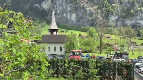 Switzerland’s Paradise： Rainy Day in Heavenly Beautiful Swiss Villages Countryside