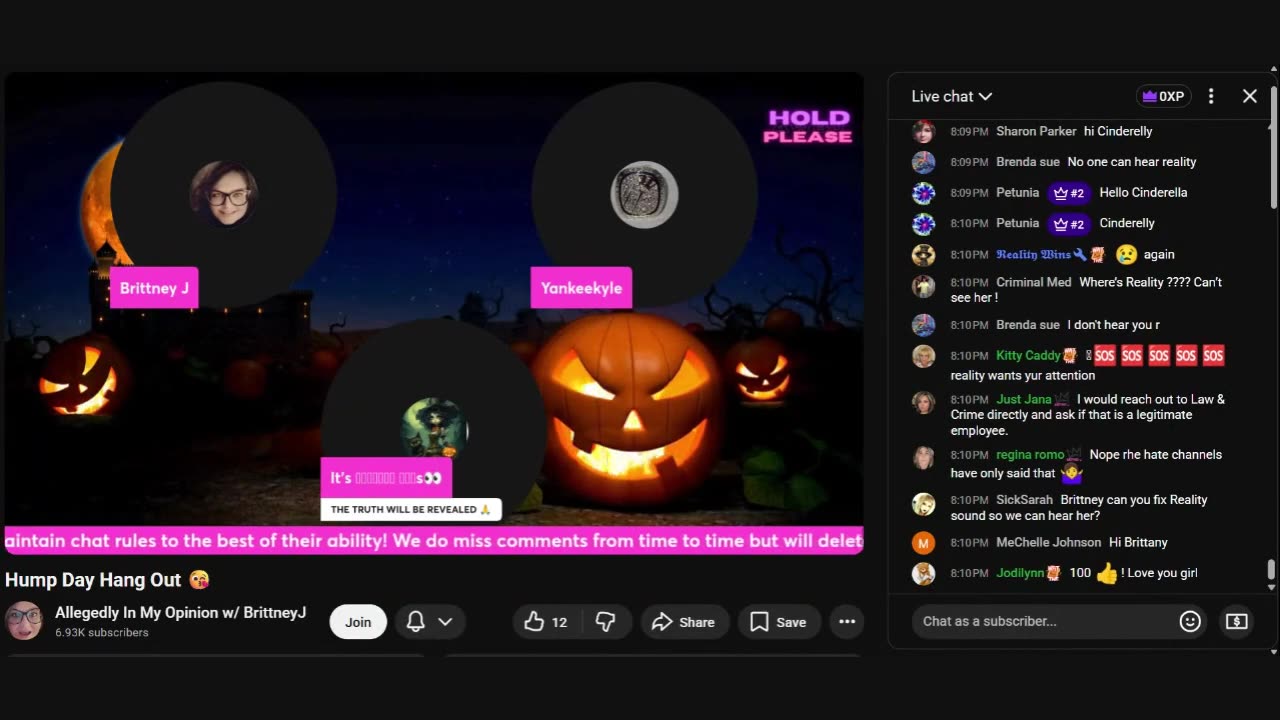 Hump Day Hang Out 😘