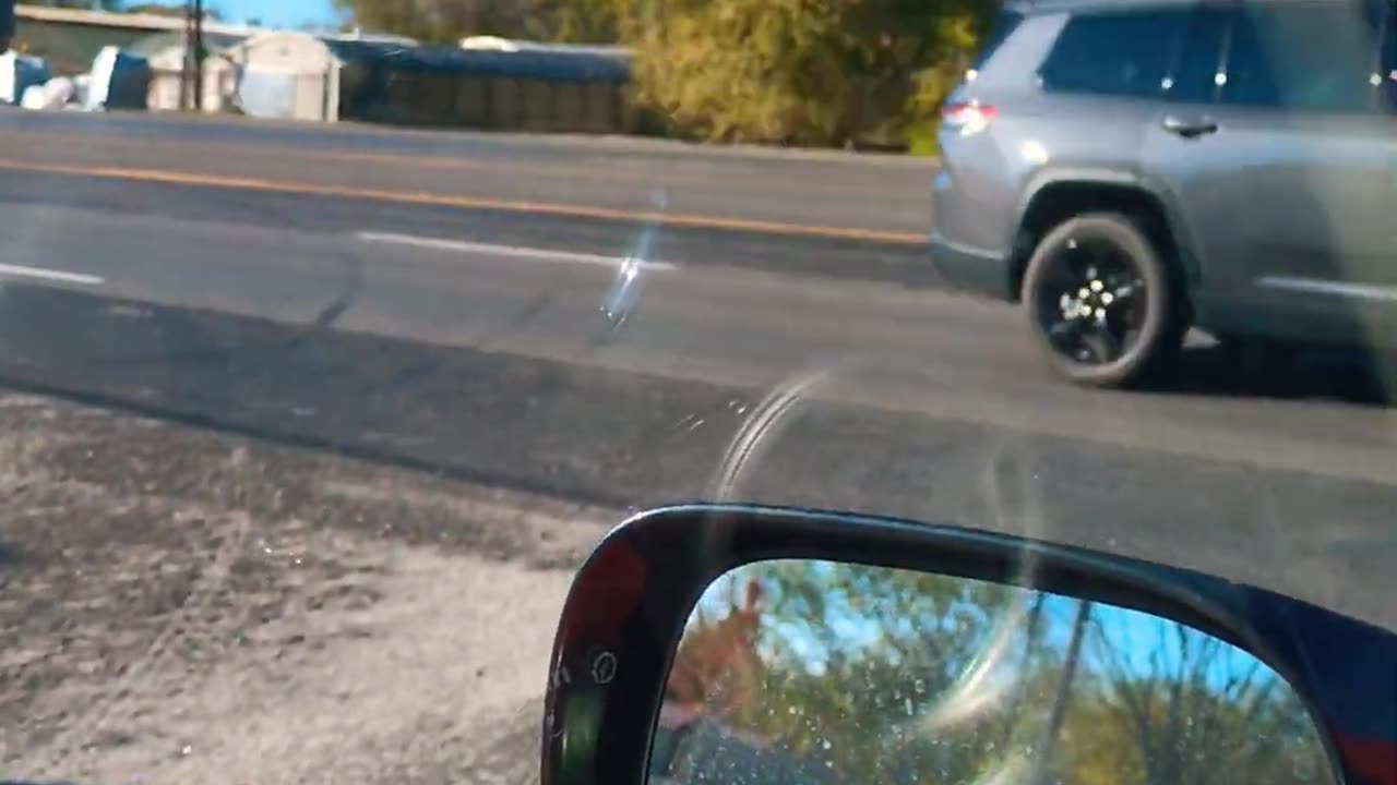 Where's the chivalry Return your man card🤬👺💯 #reallifetruckers #ourtruckinglife #truckdriving