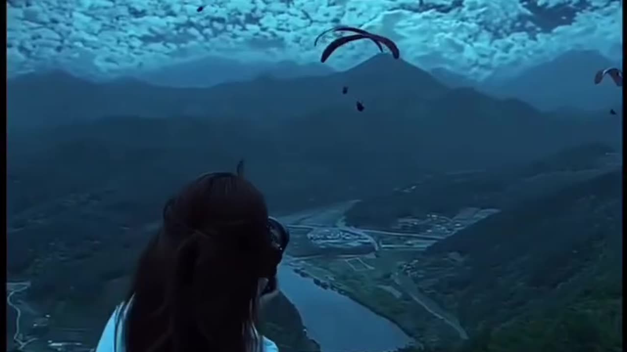 Apne gam ki numayesh na kar