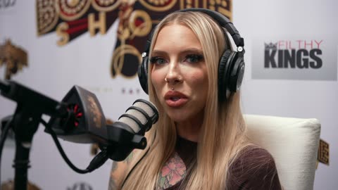 Cassidy Luxe - I Was So Surprised I Didn't Have A Butthole Tear After Performing Anal With Dredd.