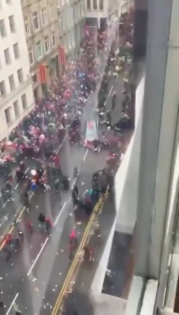 Car plows into crowd during Liverpool victory parade