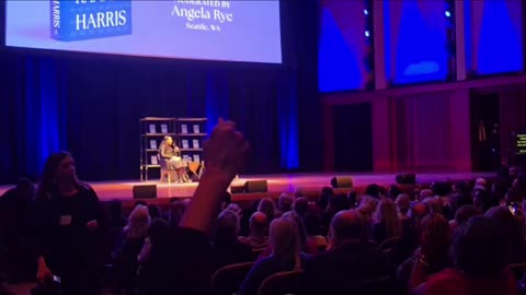 Seattle erupts during Kamala Harris' book tour after Zohran Mamdani wins New York City mayoral race