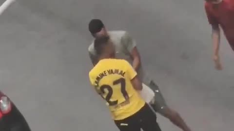 Images have emerged of the fight that reportedly led to Lamine Yamal's father.