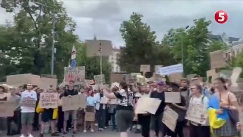 ✊🔥 Ukraine Russia War | Fourth Night of Protests in Kyiv Highlights Corruption | RCF