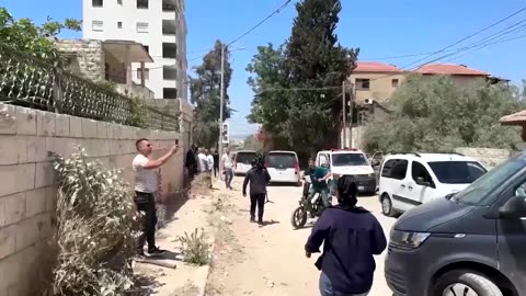 Israeli soldiers fire near diplomats visiting occupied West Bank