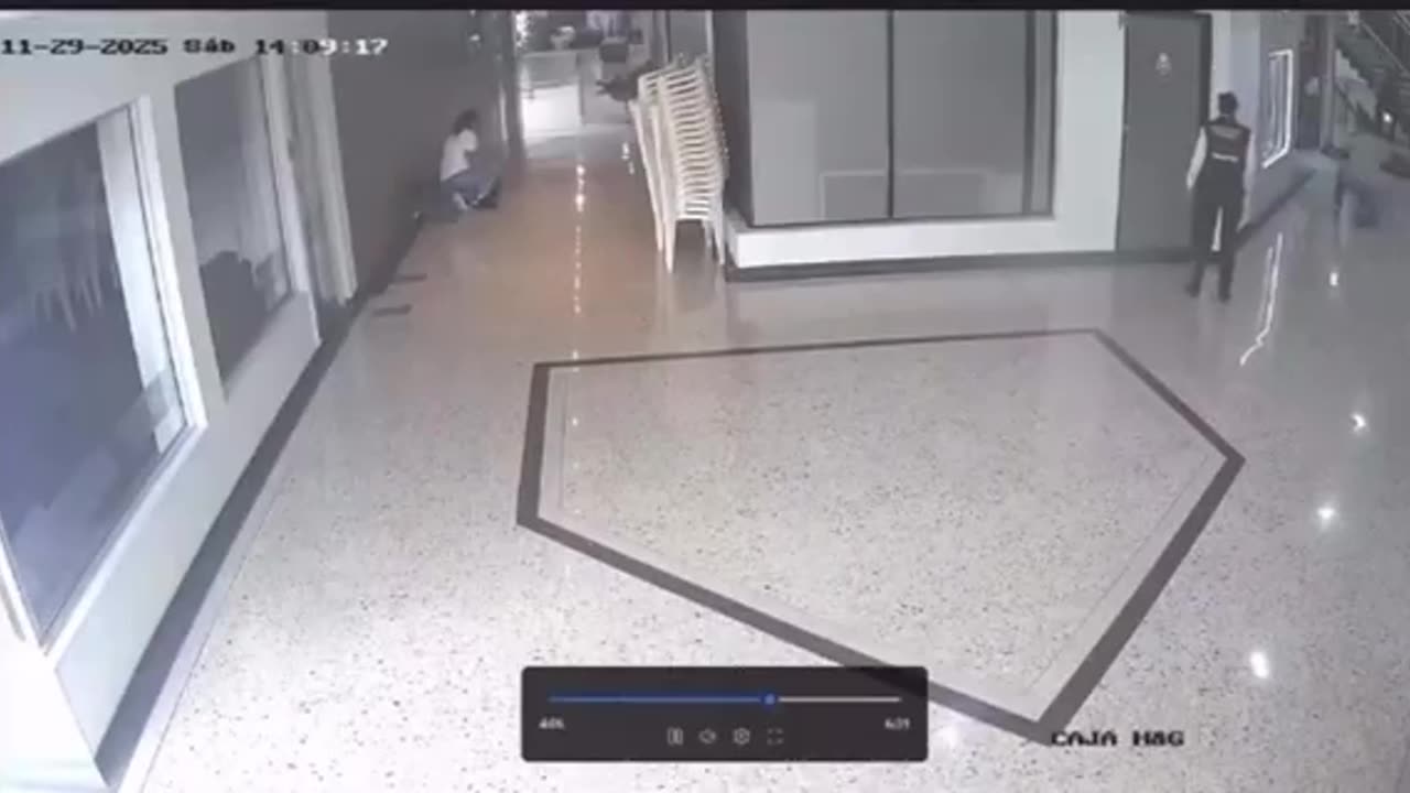 Nuevo video revela balacera en pleno atraco a joyería en Bucaramanga