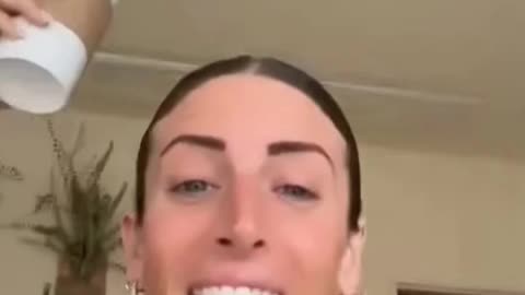 STRONG & INDEPENDENT MENTAL BREAKDOWNS - VOL. 2,041