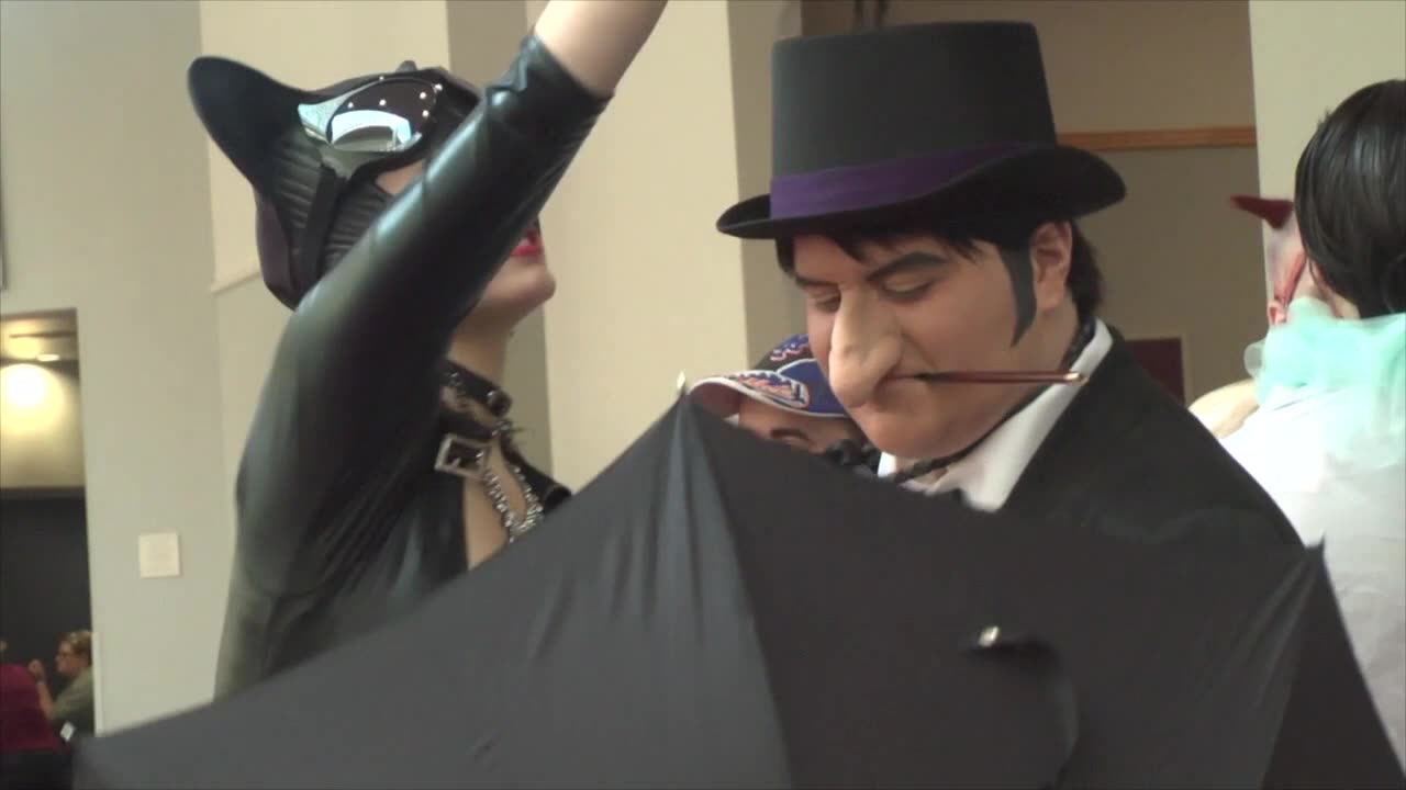 In Wizard World ~ Cosplay ~ Indie Alternative LIVE MUSIC