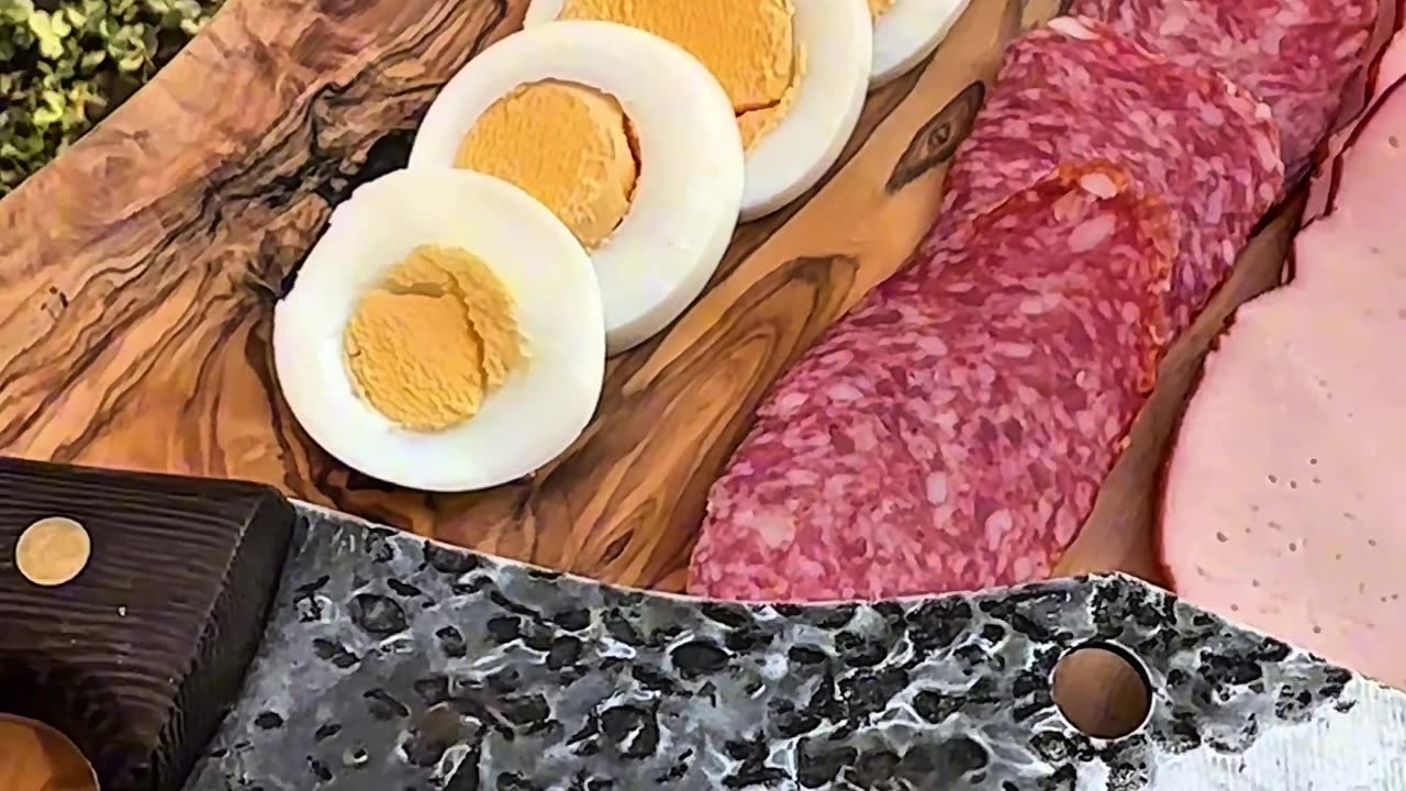 Camping skills: Egg and candle