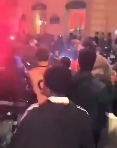 NOT SEEING WOMEN HOLDING WELCOME MIGRANTS SIGNS ANYMORE