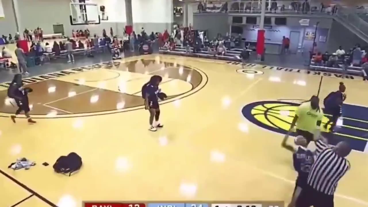 Brawl after ref makes bad call