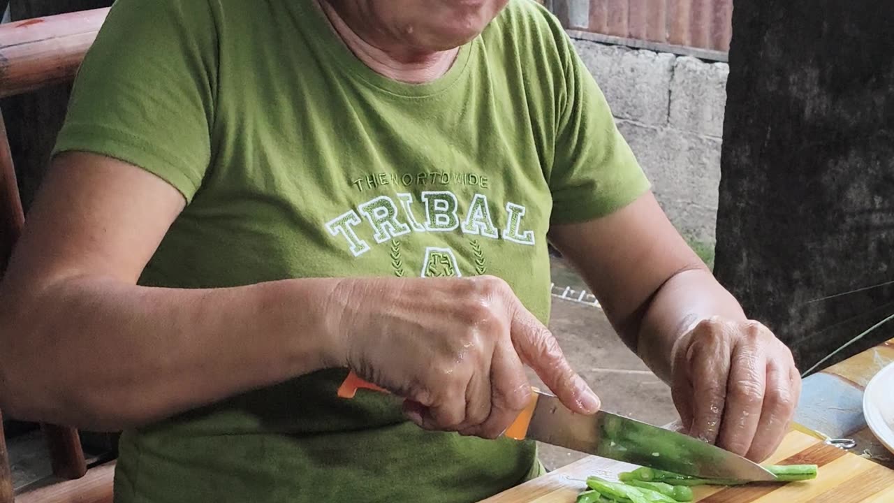 Gatadtad ug baguio beans para sa gisahonong pansit