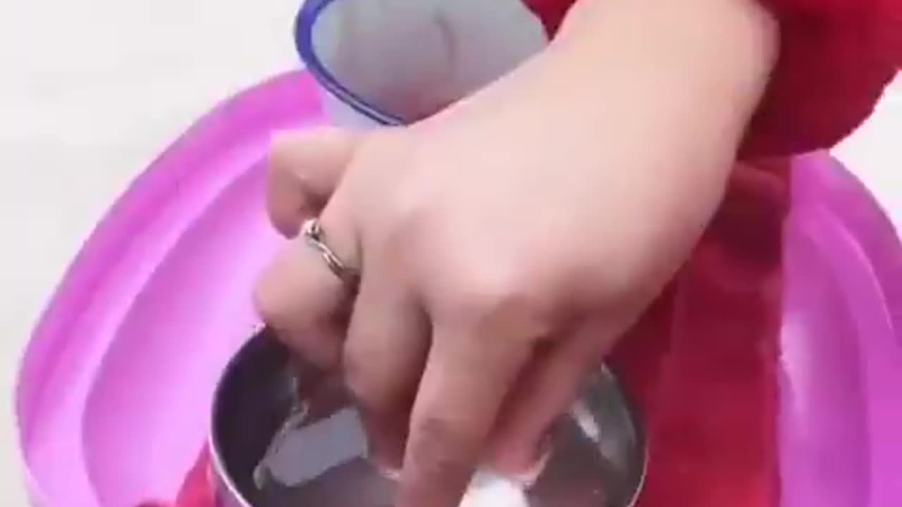 Create wax flowers with your fingers!!
