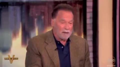 Arnold Schwarzenegger stuns America saying immigrants have to come to America the LEGAL WAY 🔥