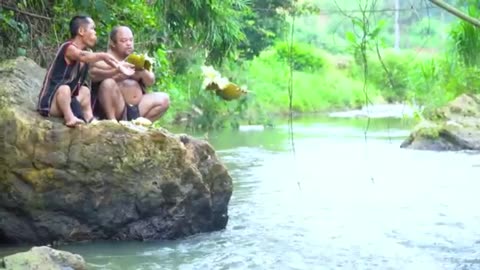 Cooking Crocodile Meat in the Wild 🐊🍀 | Part 6