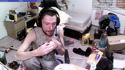 Řekni ahoj! Say hello! Sag hi!