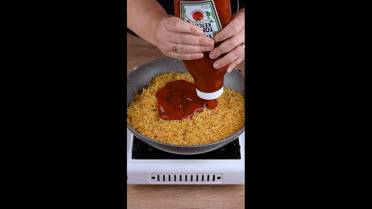 Add ketchup on the shoestring potato and you will be surprised by the result #cooking