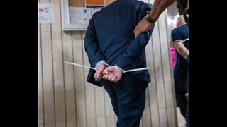 Feds Bust 11 NYC Dems Trying to Access ICE Cells