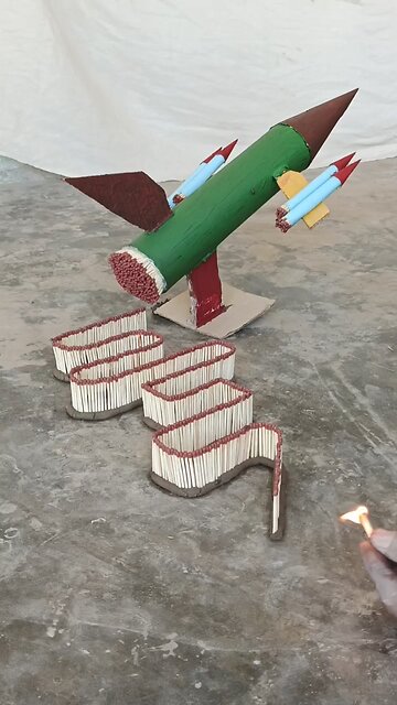 Lighting an insane Matches Rocket 🤯 #oddlysatisfying #experiment #asmr #relaxing