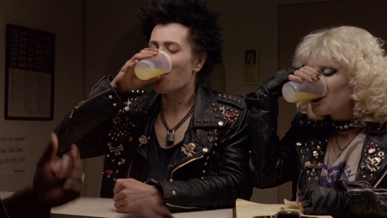 Sid & Nancy pick up their script