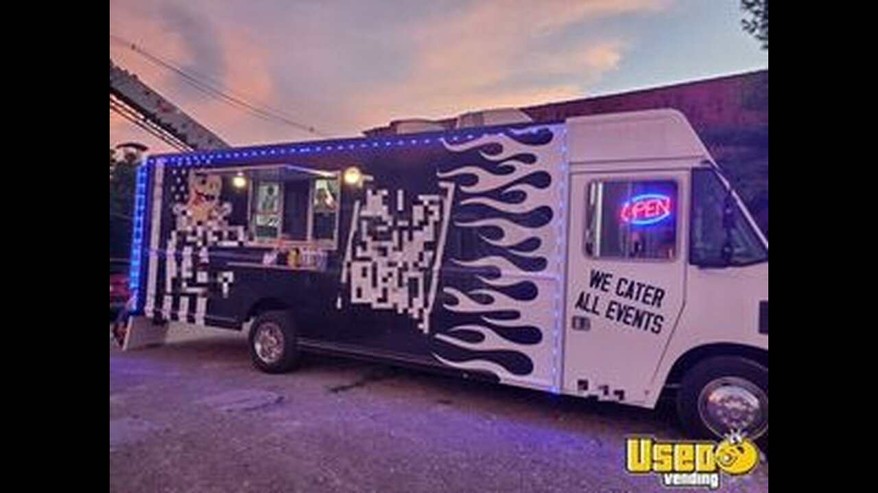 LOADED & LOW MILES - 2018 30' Ford F59 Food Truck | Mobile Kitchen Unit with Pro-Fire Suppression