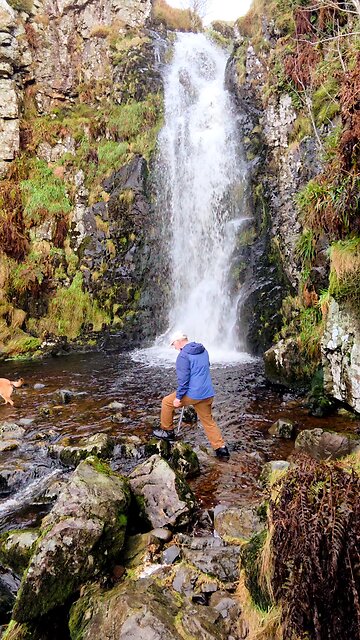Scotland 🏴󠁧󠁢󠁳󠁣󠁴󠁿 Hike Near Glasgow.
