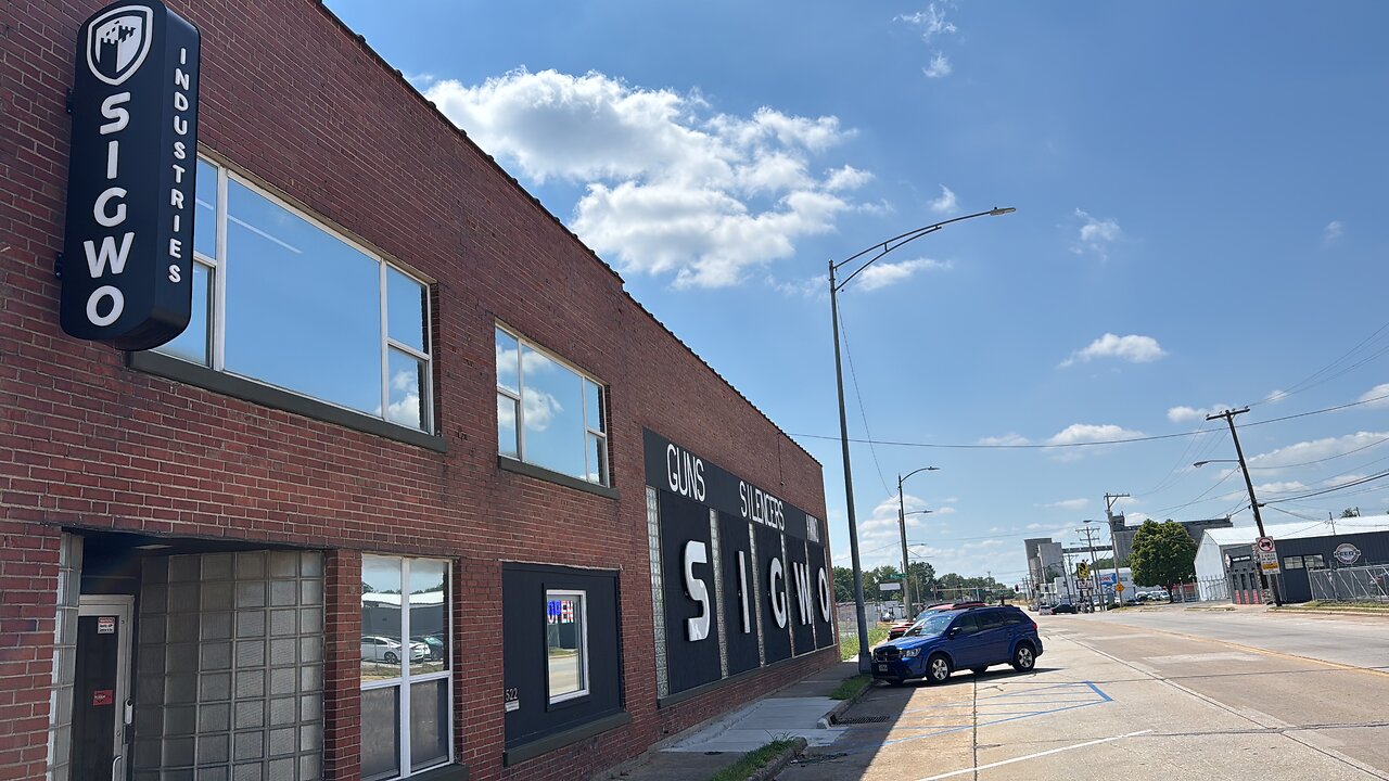 SIGWO ARMS SHOULD BE YOUR FAVORITE GUN STORE!