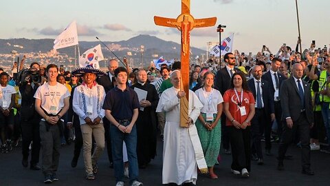 POPE LEO XIV Carries the CROSS with 1 MILLION Youth!