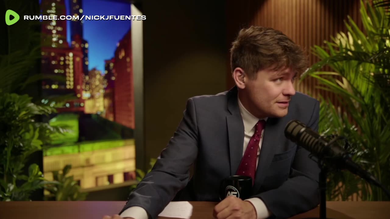 Nick Fuentes calls out sneako for betraying his friends over youtube clout