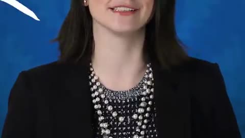 🟢 Trump Administration Posts Video DEBUNKING Top Fake News Of The Week!