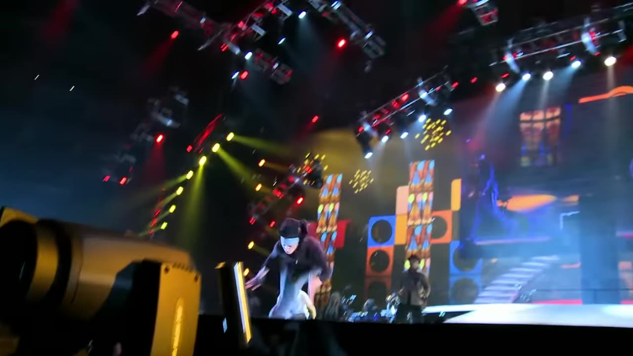 Michael Jackson's THIS IS IT Official - Trailer