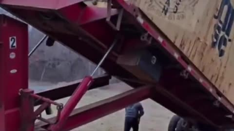 We Are USA Containers: The Best Team, Nationwide and Global!