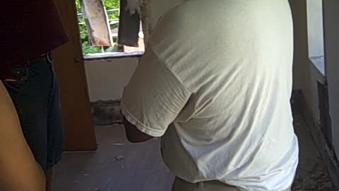 CONTRACTOR TRYS TO DEBATE WITH WENDELL ON DRYWALL WORK. SHEA SHOW