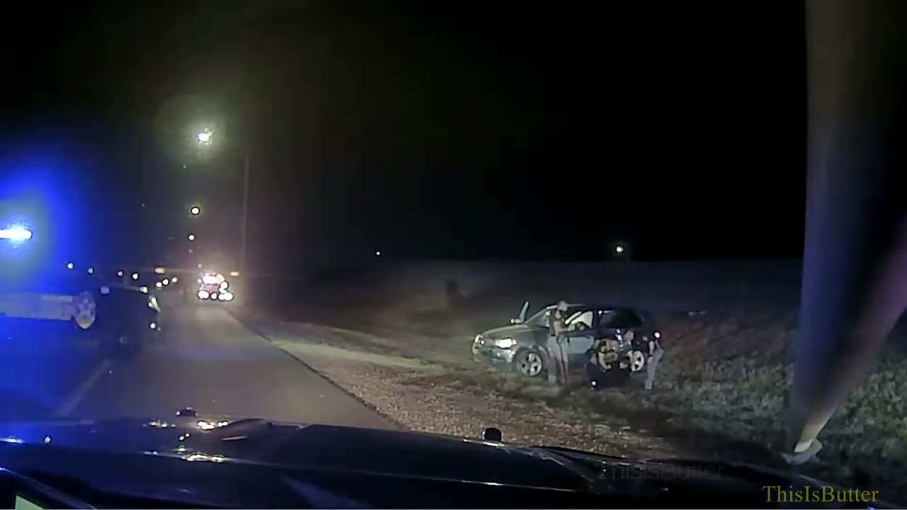 Dashcam video shows moments trooper ends pursuit with robbery suspect