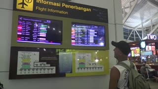 Flights to Indonesia's Bali canceled after volcanic eruption