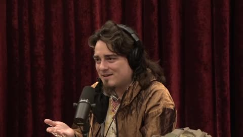 The Joe Rogan Experience | Palmer Luckey (2394)