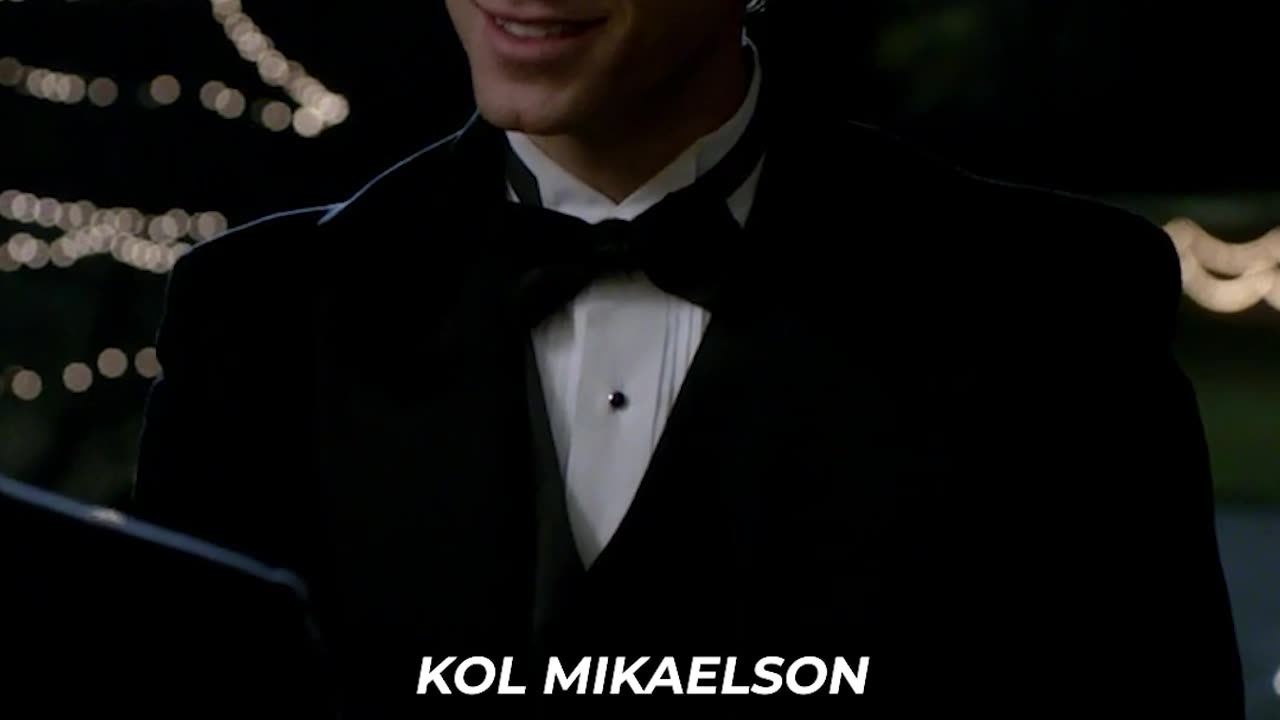 Damon broke Kol's neck | The Vampire Diaries | ShowTime Clips