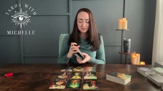 Daily Tarot - Mon, Jan 12, 2026 | Deciding Your Next Move!